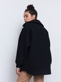 Укороченное пальто с воротником из эко-меха Черный цвет